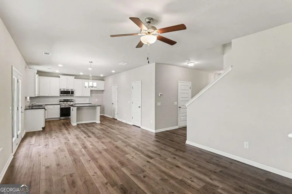 105 Mcentyre CT Calhoun, GA 30701