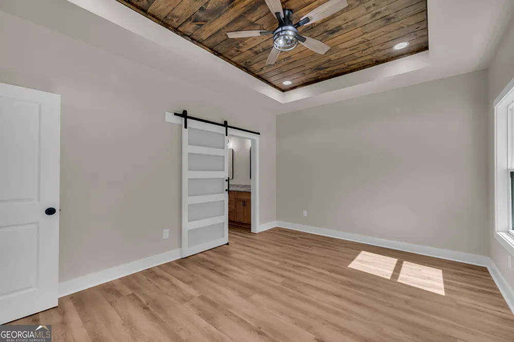 390 Champayne TRL Hartwell, GA 30643