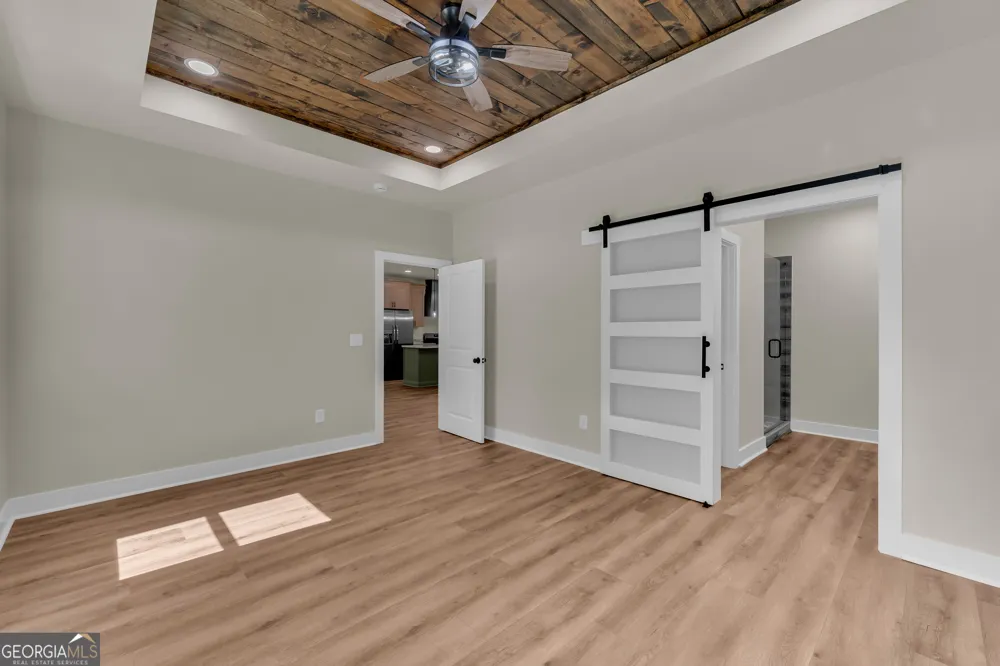 390 Champayne TRL Hartwell, GA 30643