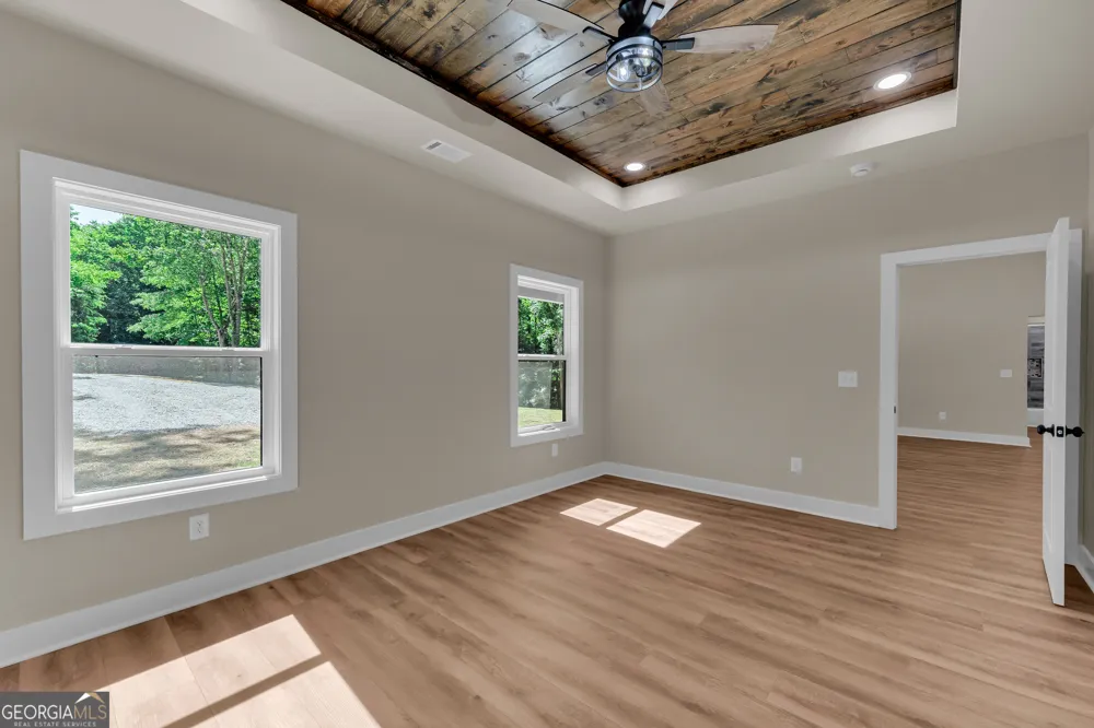 390 Champayne TRL Hartwell, GA 30643