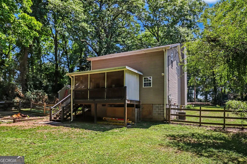 106 Granite ST Hogansville, GA 30230