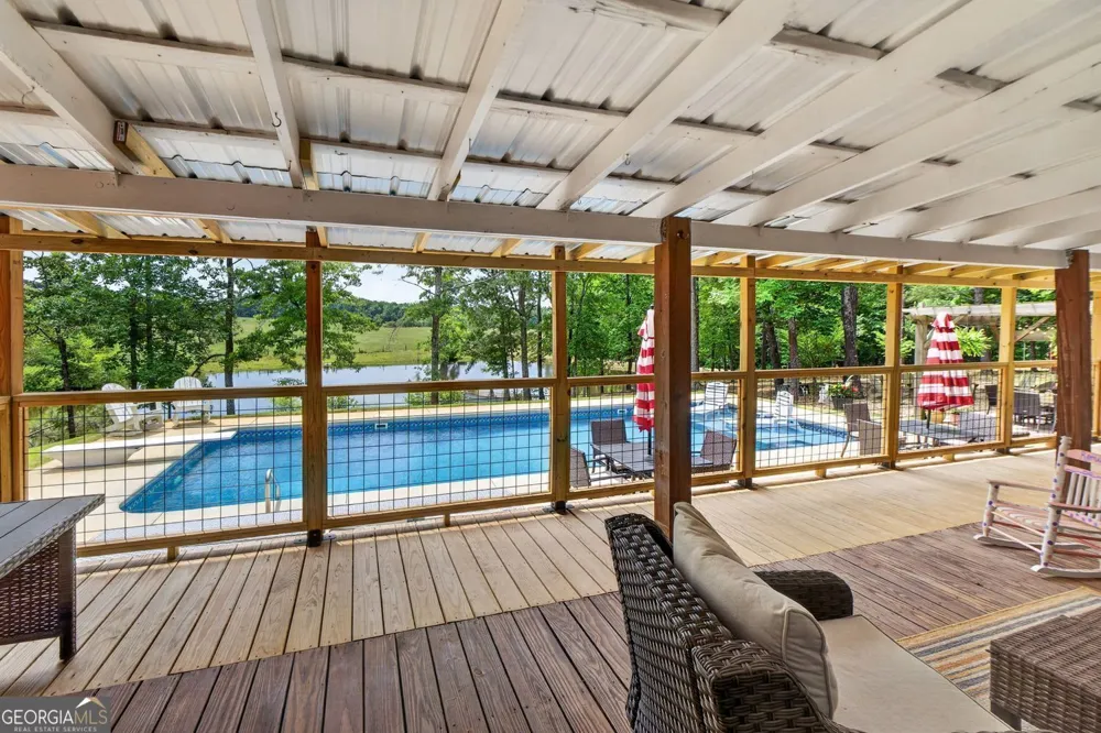 454 Tom Bell RD Milner, GA 30257