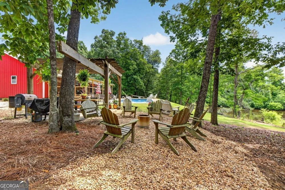 454 Tom Bell RD Milner, GA 30257
