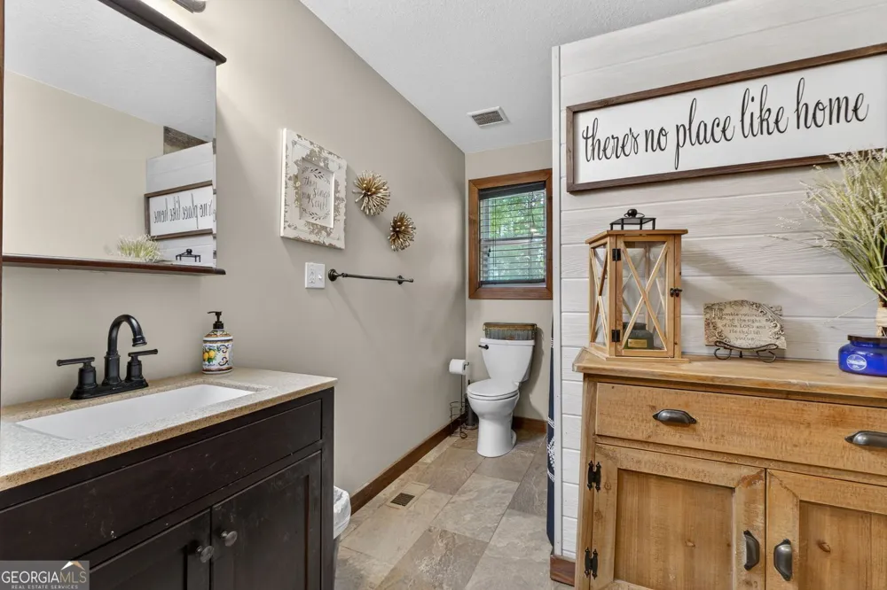 454 Tom Bell RD Milner, GA 30257