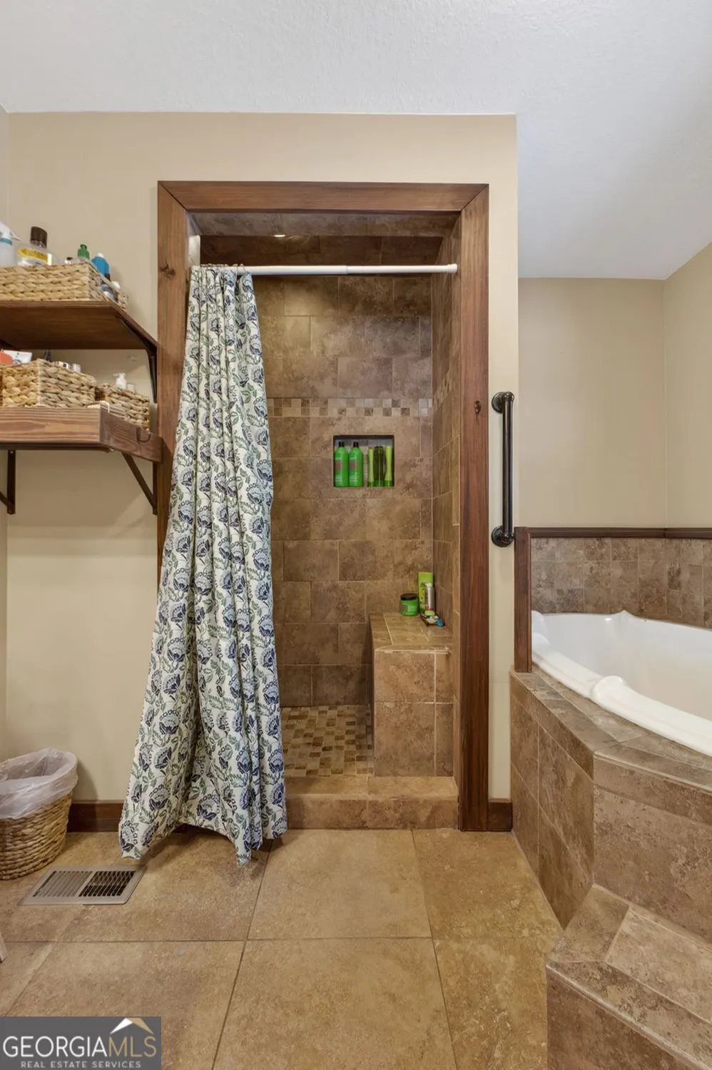 454 Tom Bell RD Milner, GA 30257