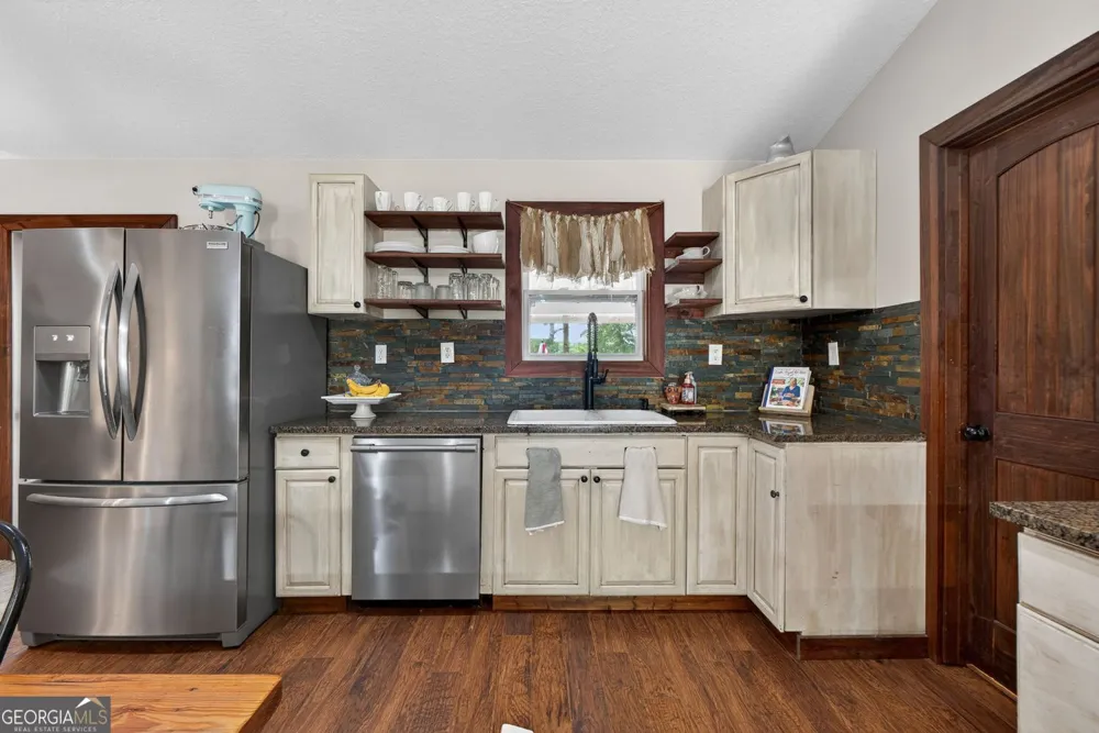 454 Tom Bell RD Milner, GA 30257
