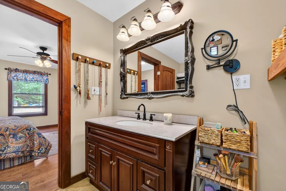 454 Tom Bell RD Milner, GA 30257