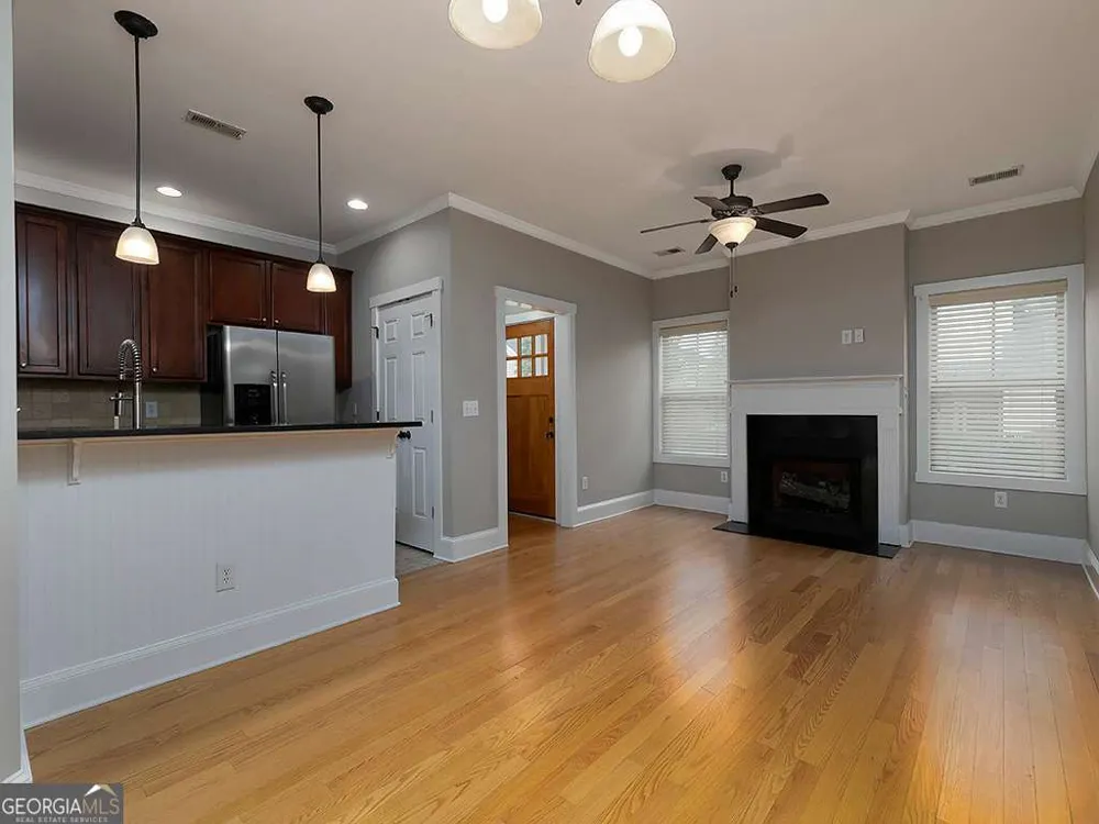 4300 Sandy Pointe Acworth, GA 30101