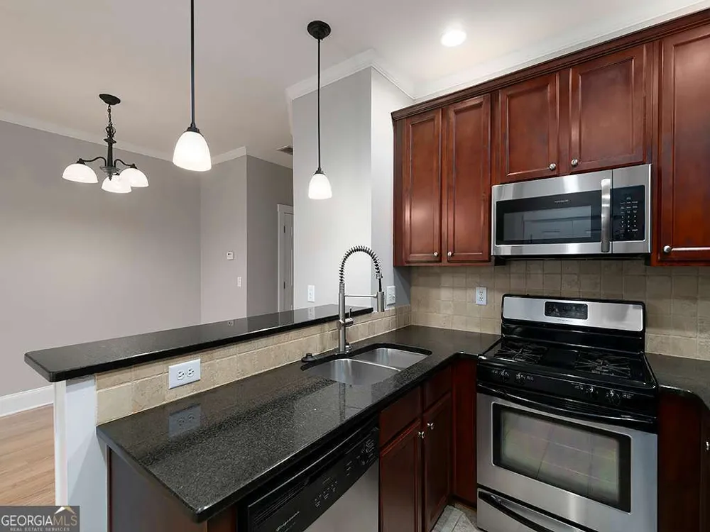 4300 Sandy Pointe Acworth, GA 30101