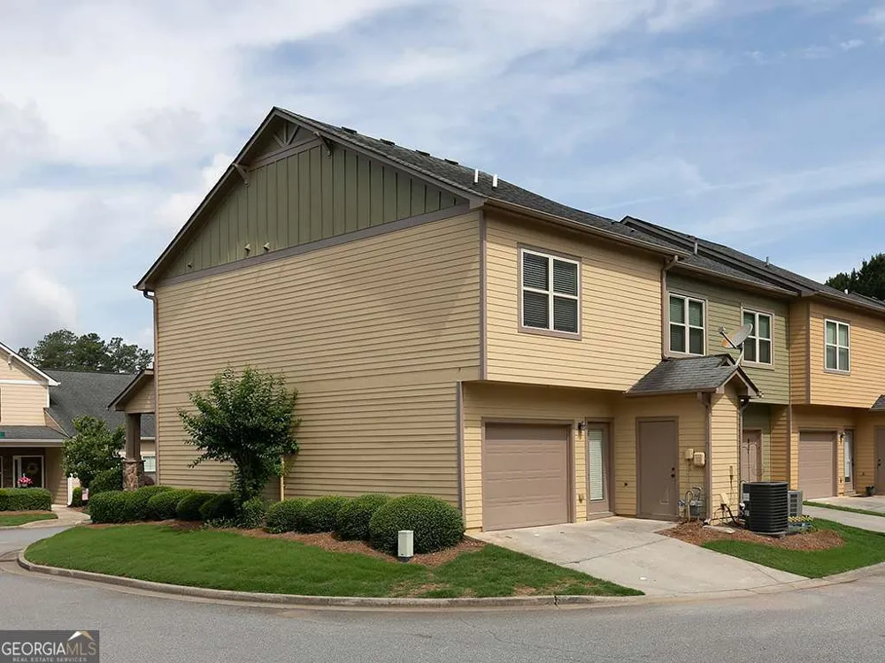 4300 Sandy Pointe Acworth, GA 30101