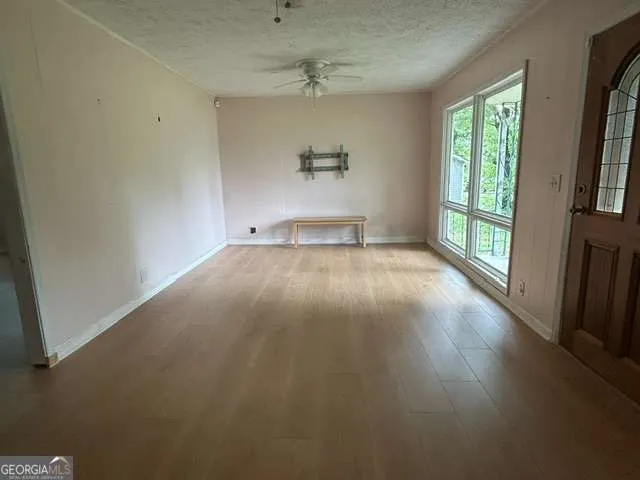 113 Burton DR Calhoun, GA 30701