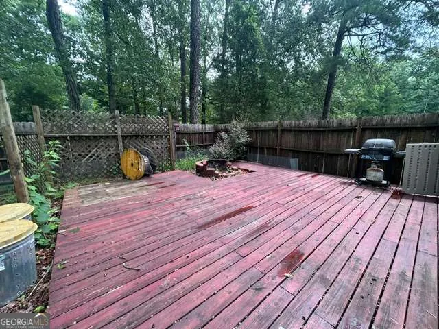 113 Burton DR Calhoun, GA 30701