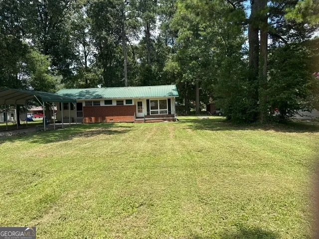 113 Burton DR Calhoun, GA 30701