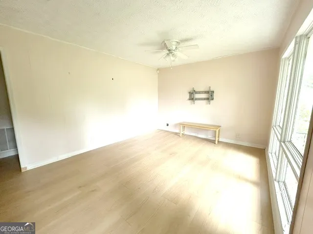 113 Burton DR Calhoun, GA 30701