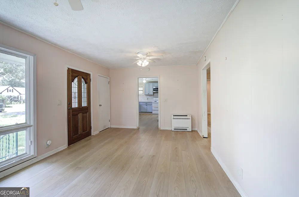 113 Burton DR Calhoun, GA 30701