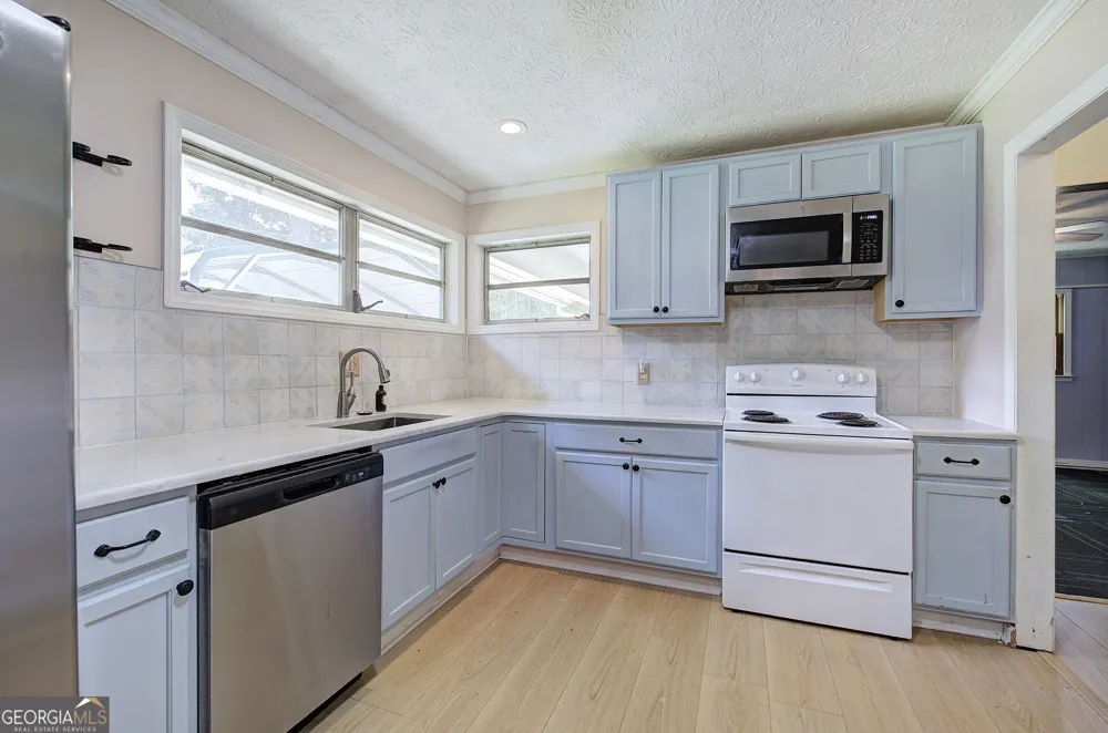 113 Burton DR Calhoun, GA 30701