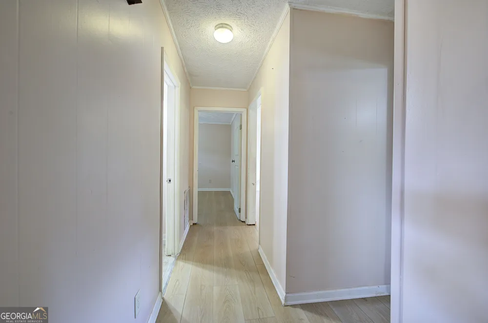 113 Burton DR Calhoun, GA 30701