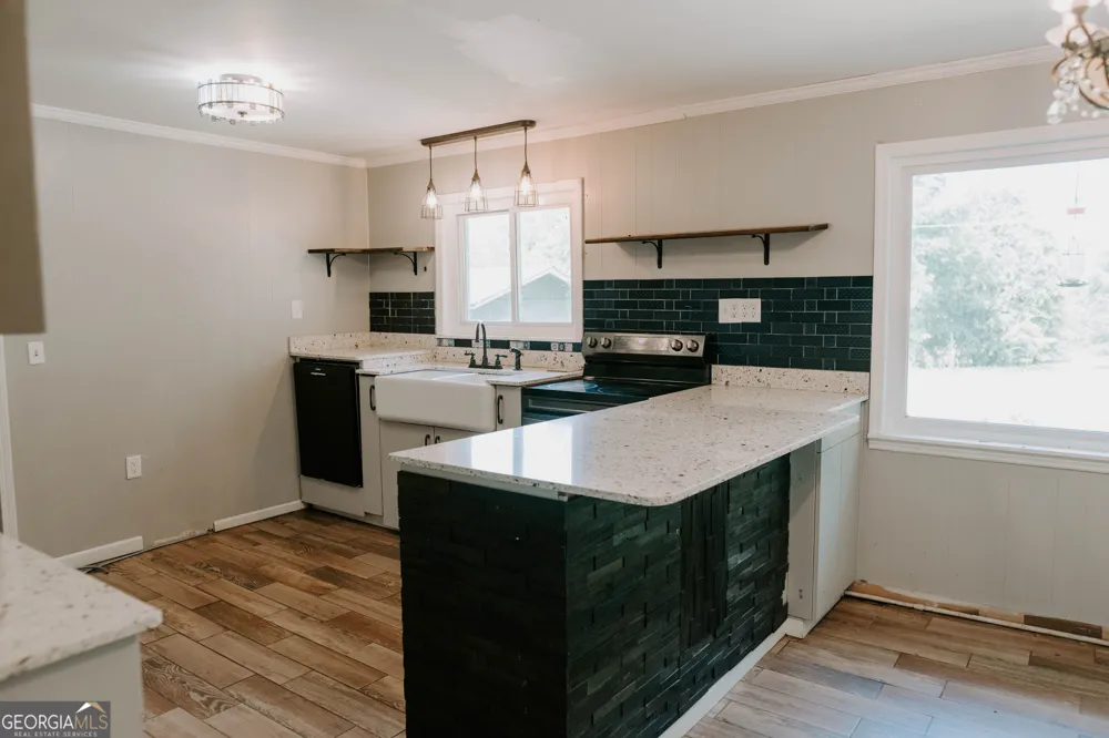 481 Skinners BYP Milner, GA 30257