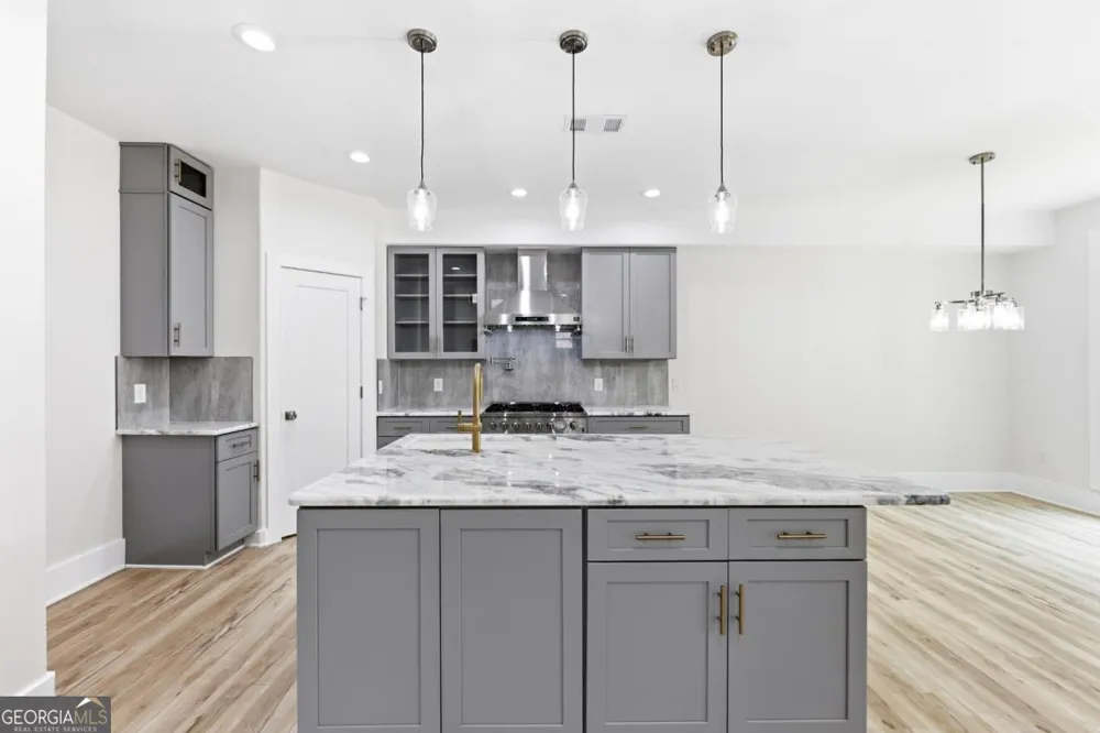 5851 Canterbury WAY Clermont, GA 30527