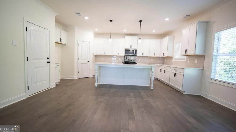 126 Bluecoat TRL Byron, GA 31008