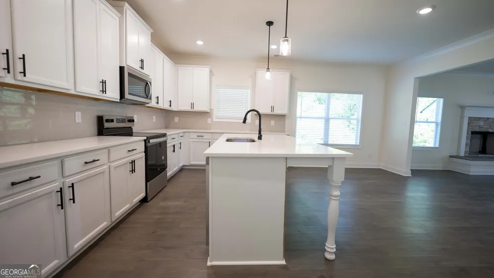 126 Bluecoat TRL Byron, GA 31008