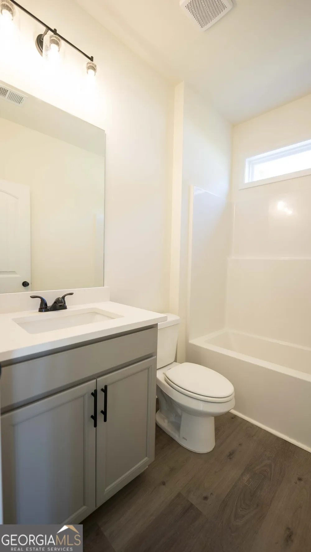 126 Bluecoat TRL Byron, GA 31008