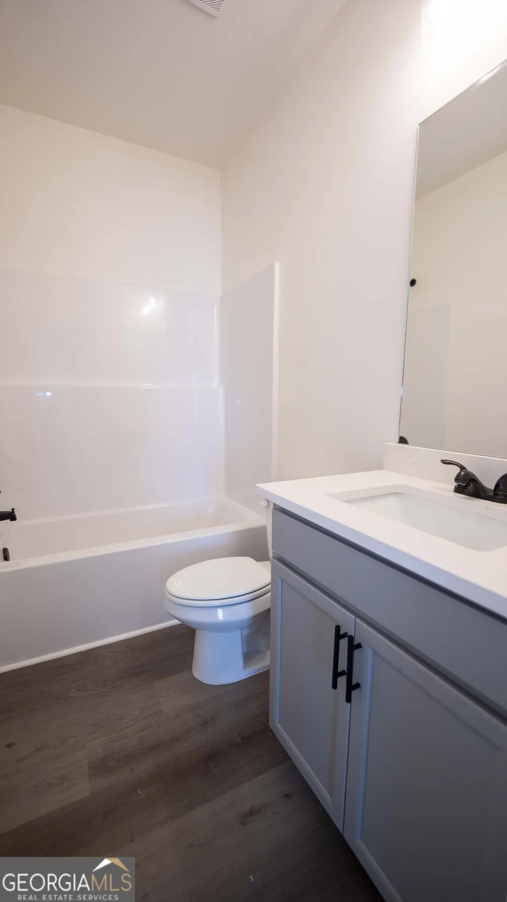 126 Bluecoat TRL Byron, GA 31008