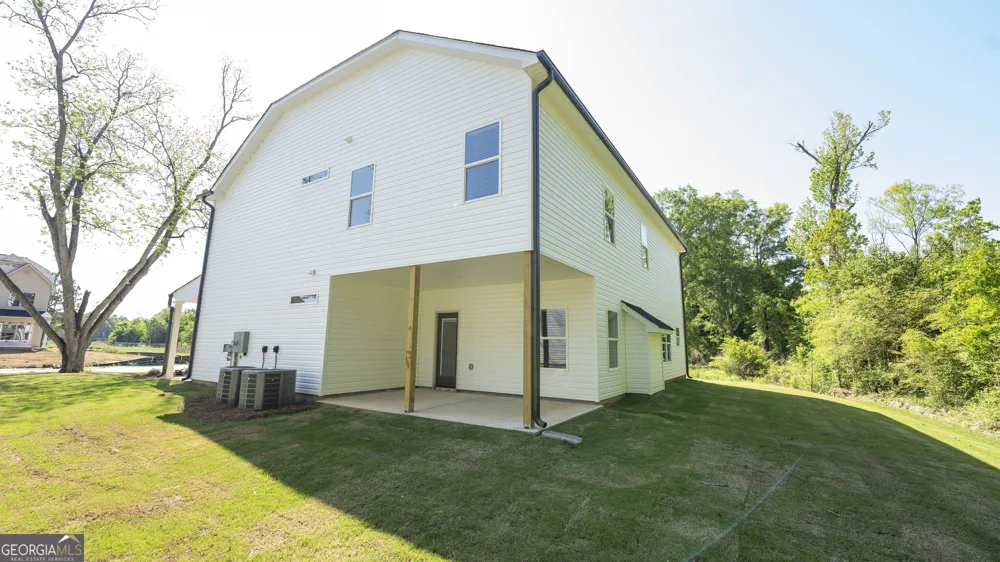 126 Bluecoat TRL Byron, GA 31008