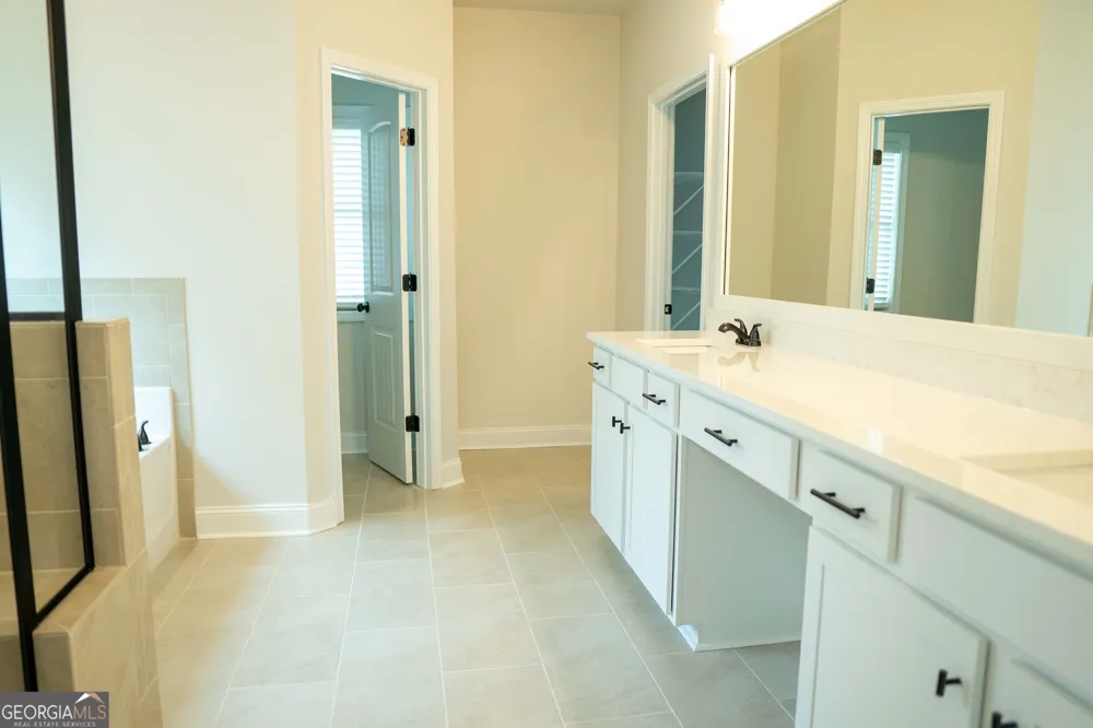 126 Bluecoat TRL Byron, GA 31008