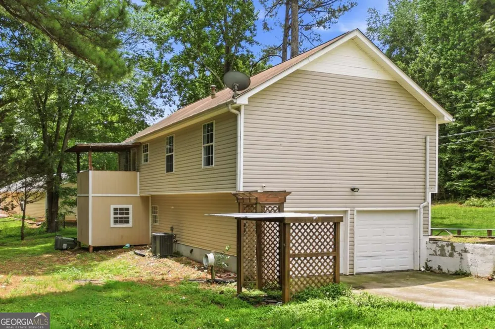 275 Clyde Cole RD Dallas, GA 30157