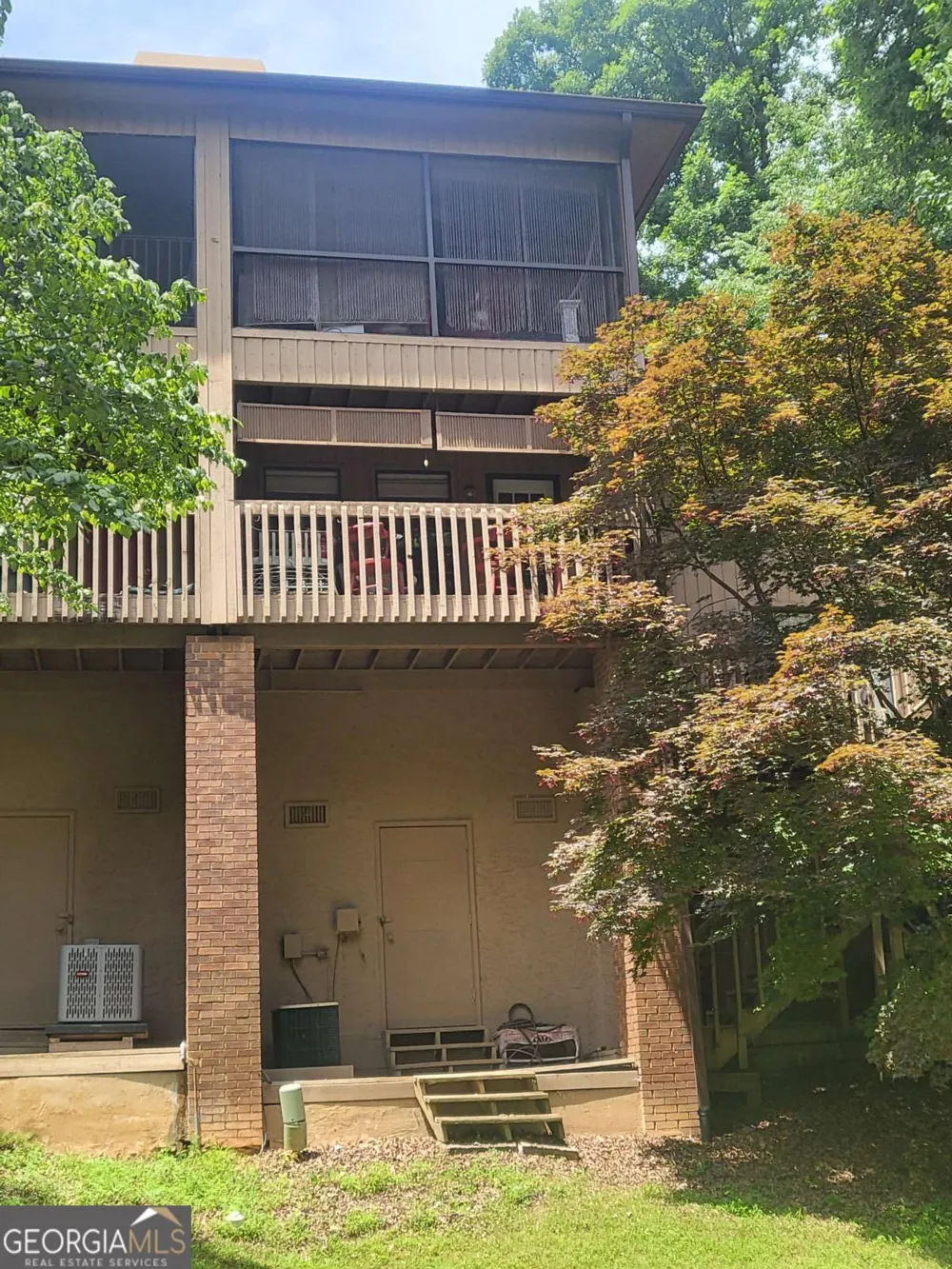 1102 Pine Tree DR Buford, GA 30518