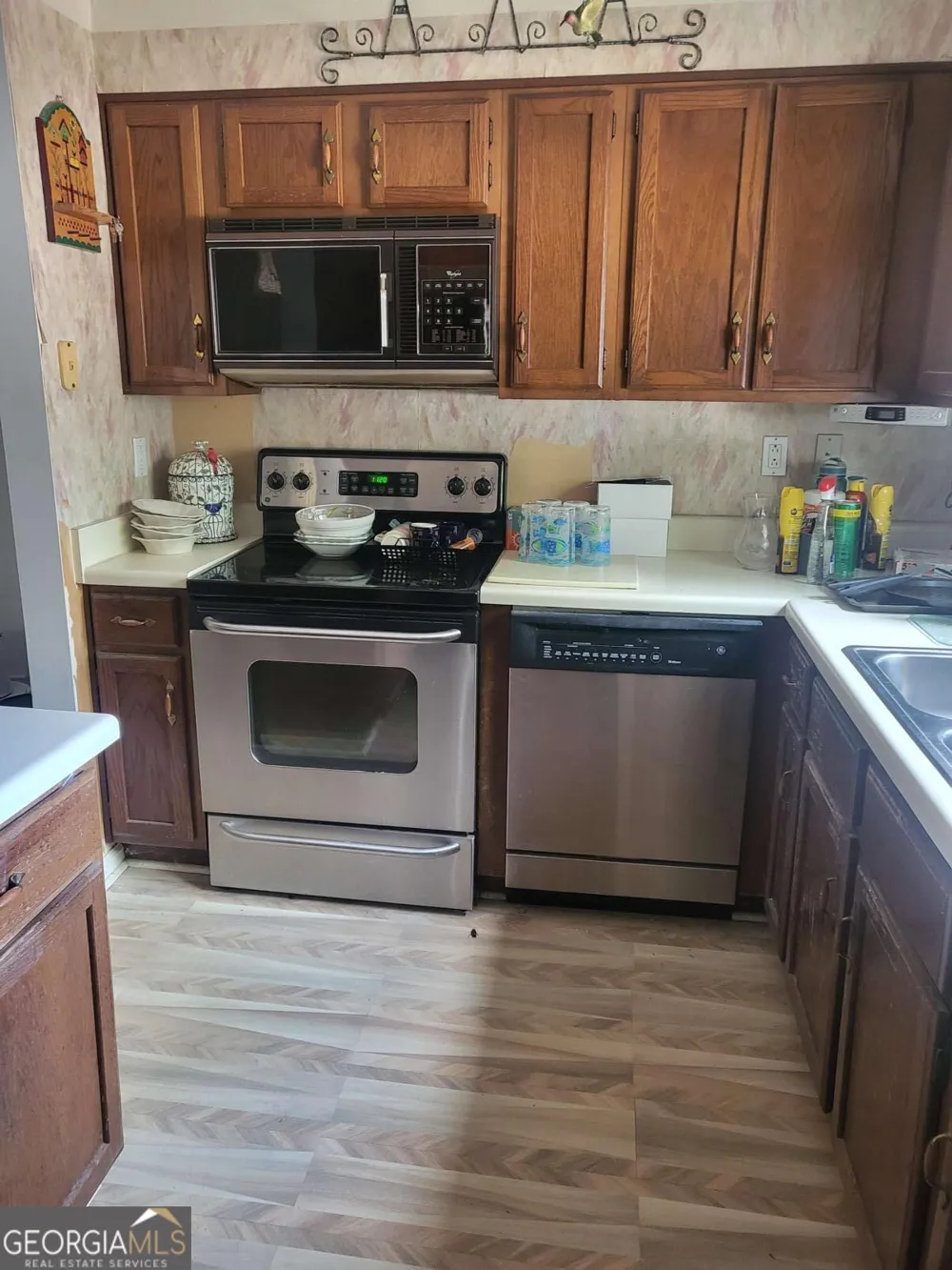 1102 Pine Tree DR Buford, GA 30518