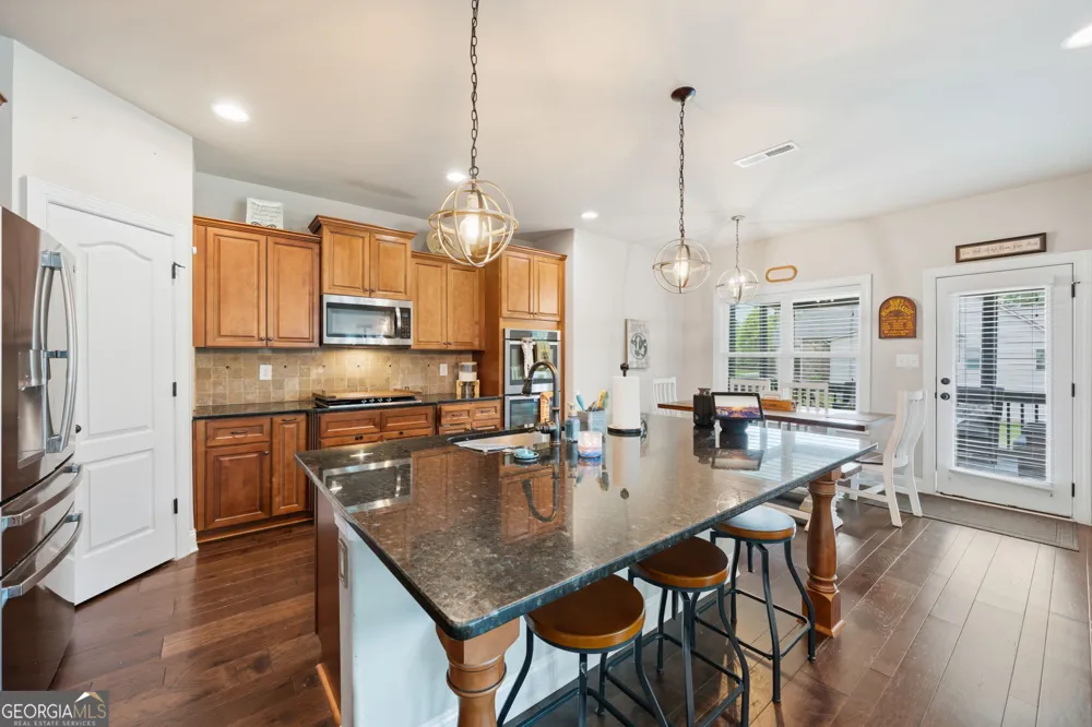 73 Palomino DR Newnan, GA 30265