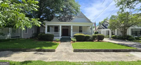 712 Stonewall ST
