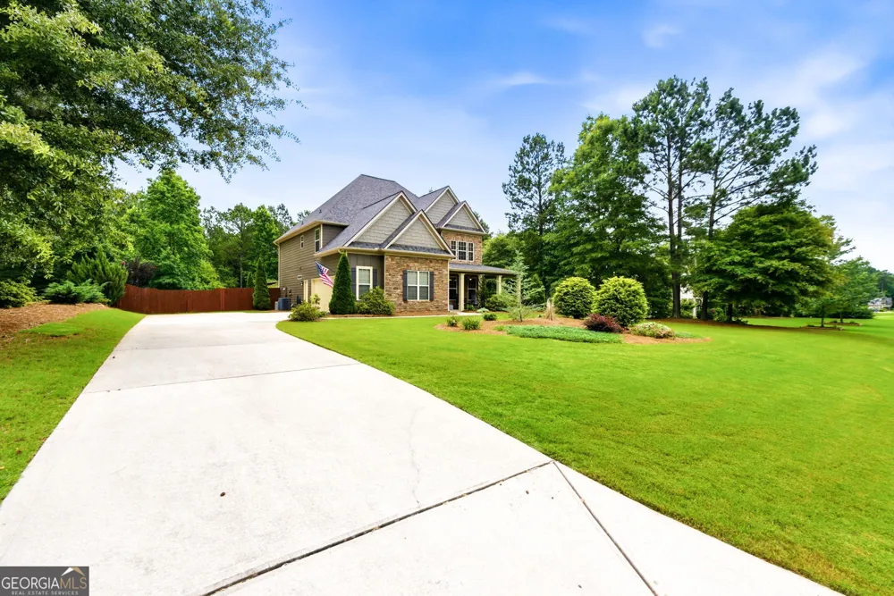 155 Cody TRL Senoia, GA 30276