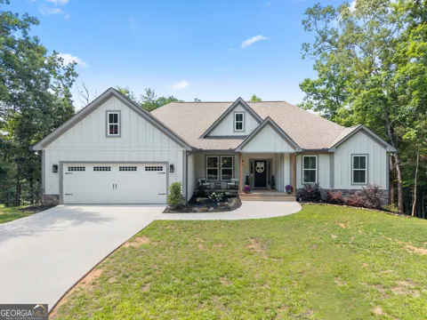 35 Chimney LN