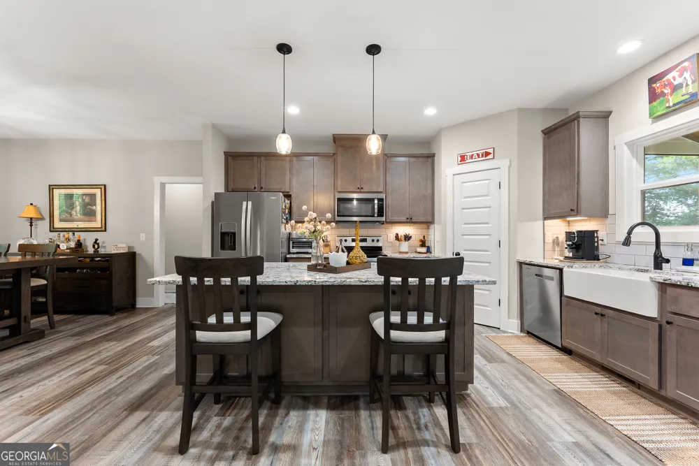 35 Chimney LN Cleveland, GA 30528