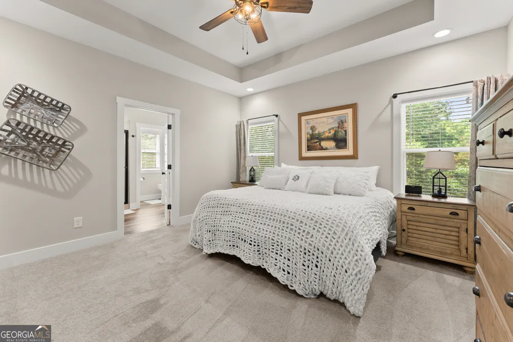 35 Chimney LN Cleveland, GA 30528
