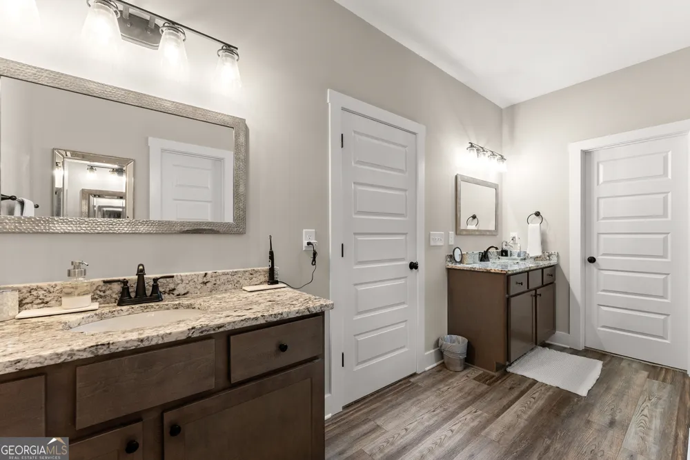 35 Chimney LN Cleveland, GA 30528