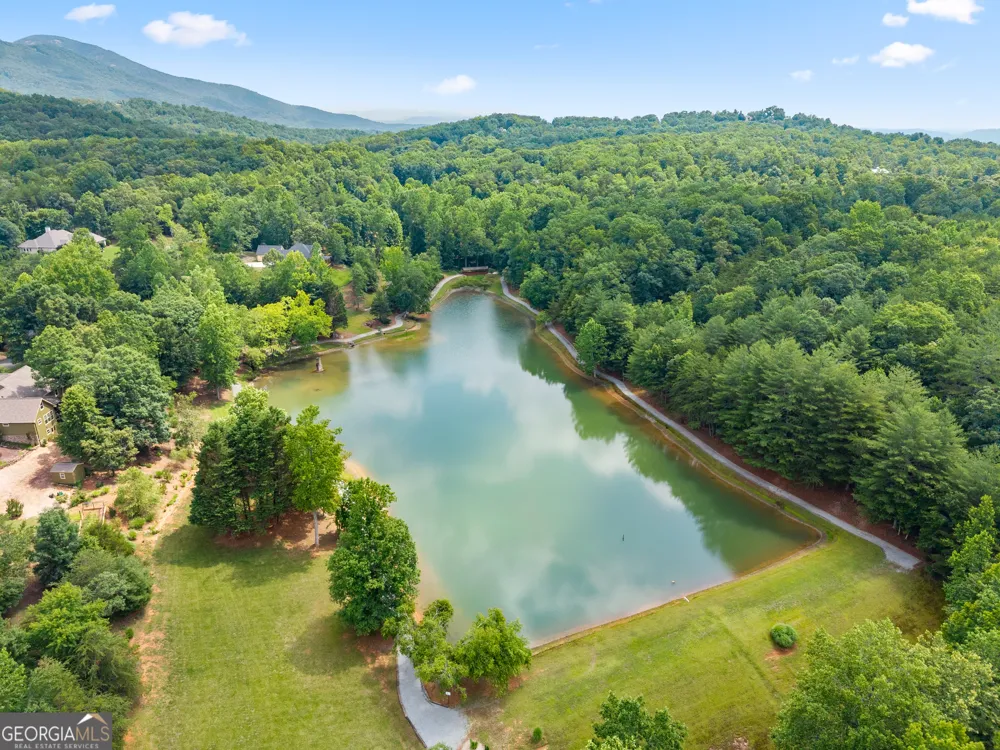 35 Chimney LN Cleveland, GA 30528