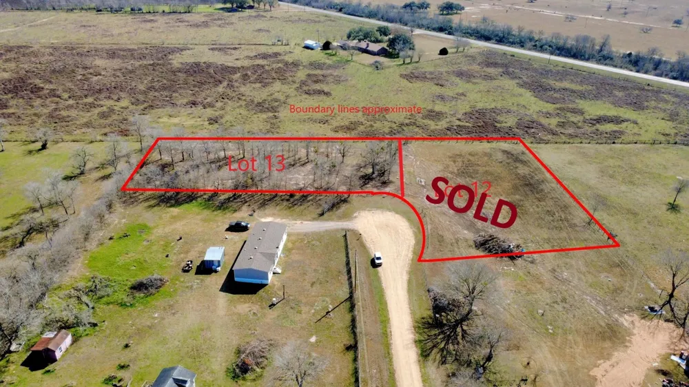13 0 Mesquite Road Wallis, TX 77485