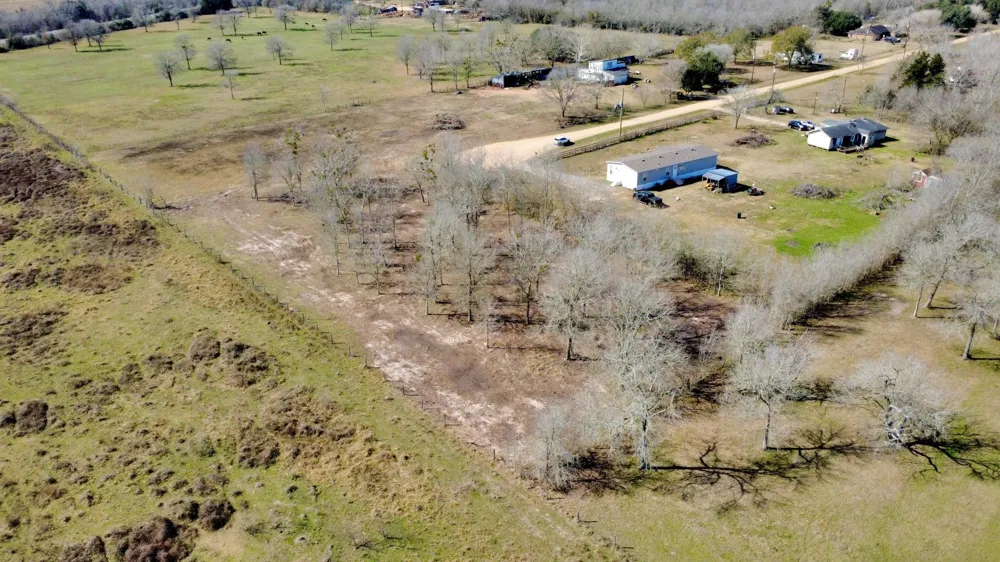 13 0 Mesquite Road Wallis, TX 77485