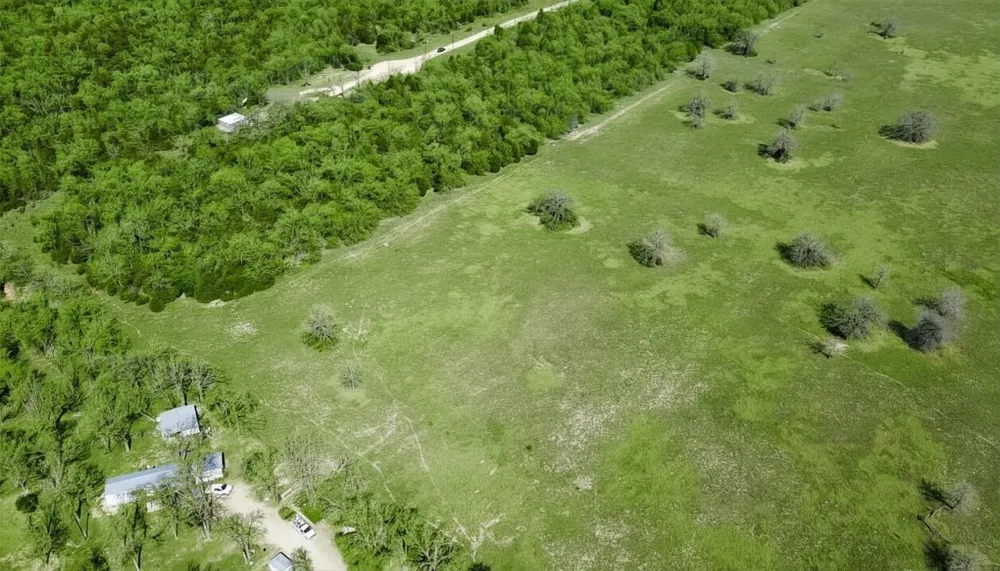 25 Oakview Lane Thrall, TX 76578
