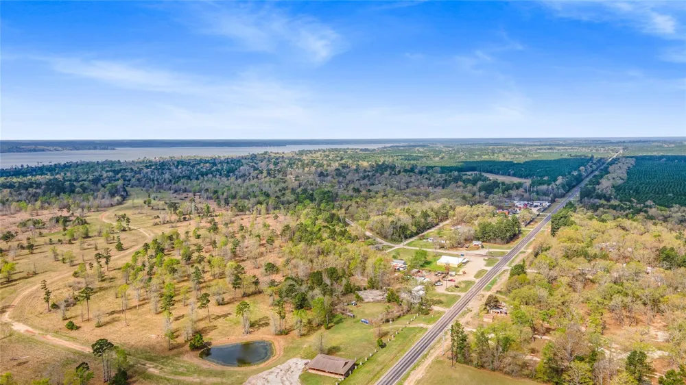 Eagle Falls Boulevard Trinity, TX 75862