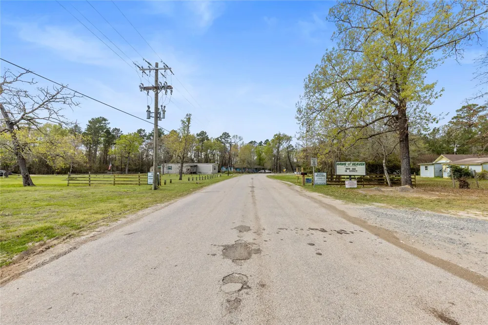 Eagle Falls Boulevard Trinity, TX 75862