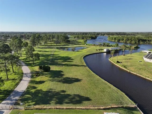 Elizabeth Drive Beaumont, TX 77705