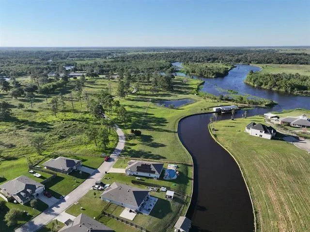 Elizabeth Drive Beaumont, TX 77705