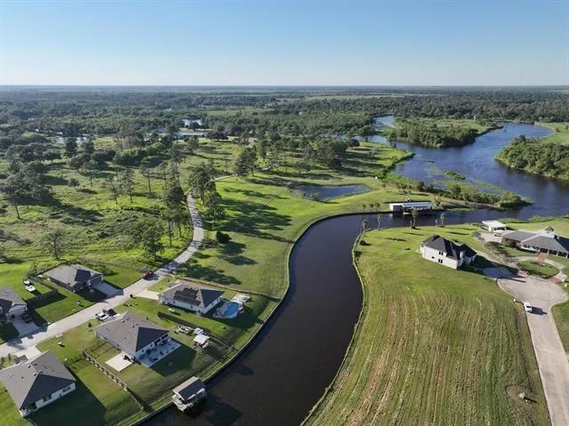 Elizabeth Drive Beaumont, TX 77705