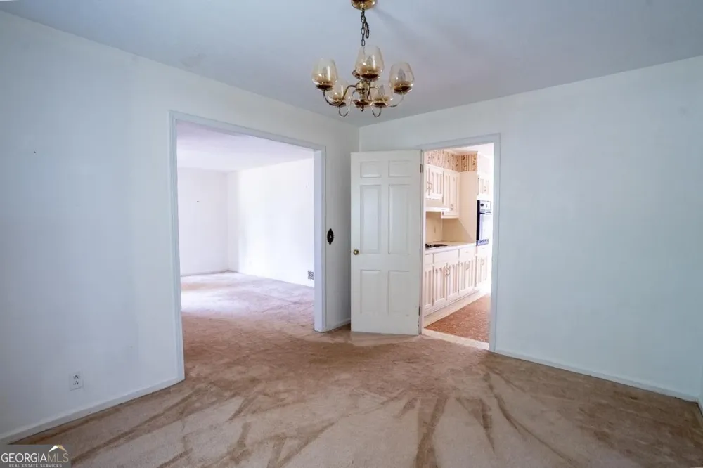 1334 Sherri LN Sugar Hill, GA 30518