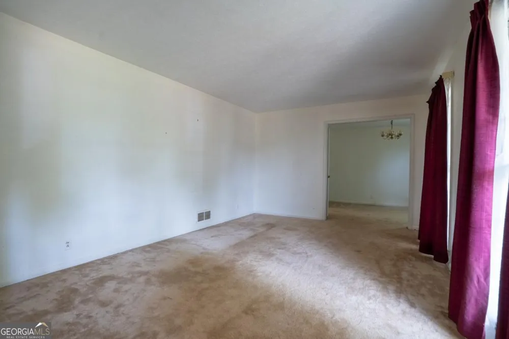 1334 Sherri LN Sugar Hill, GA 30518